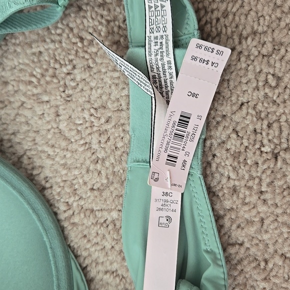 NWT Victoria's Secret T-Shirt Push Up Bra, Size 38C - Picture 3 of 5